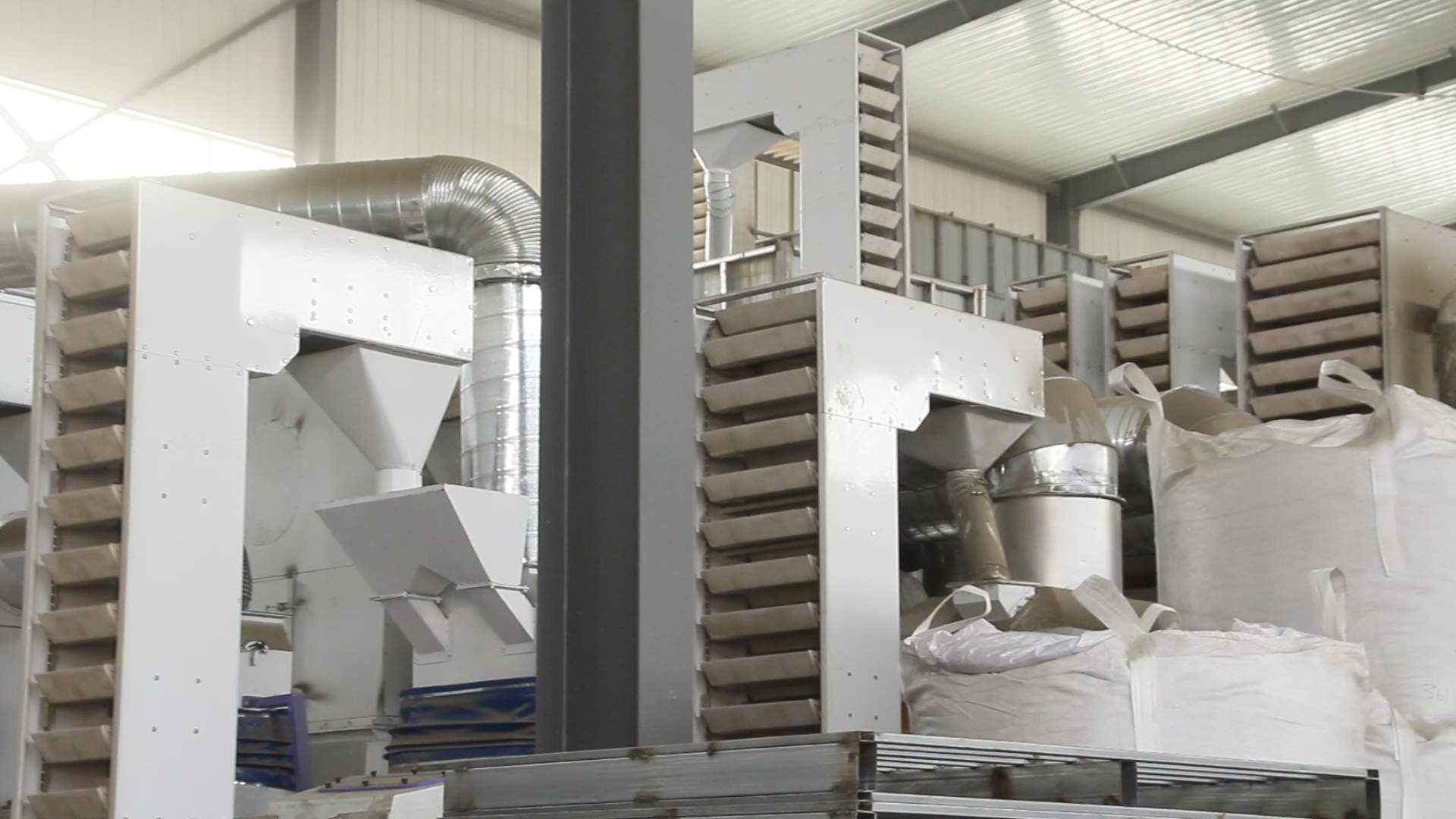 無破損提升機.jpg 無破損提升機.jpg